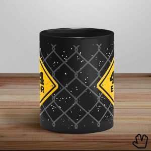 Caneca preta LojaNerd 404 centro